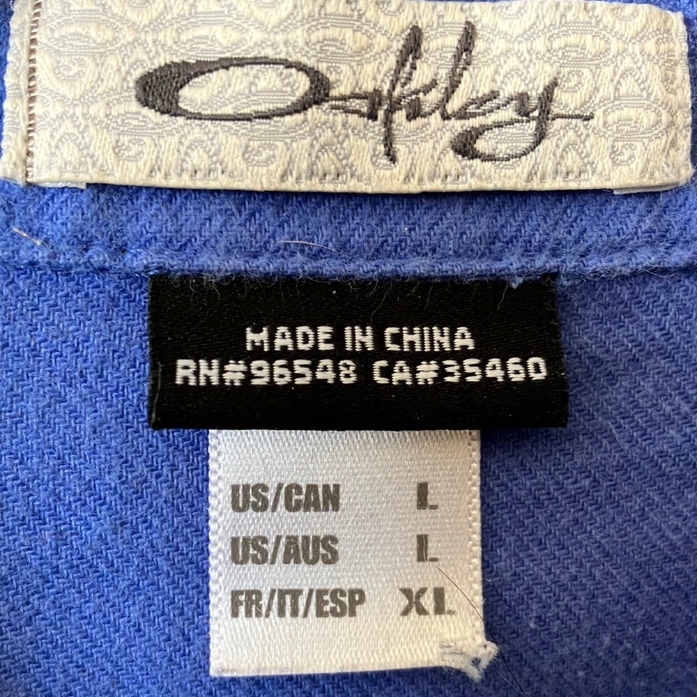 Oakley Flannel with detailed snaps - Picture 8 of 12